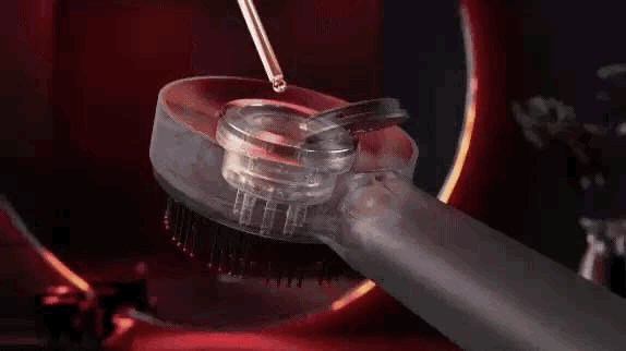 Maximum Results With Built-in Oil Applicator