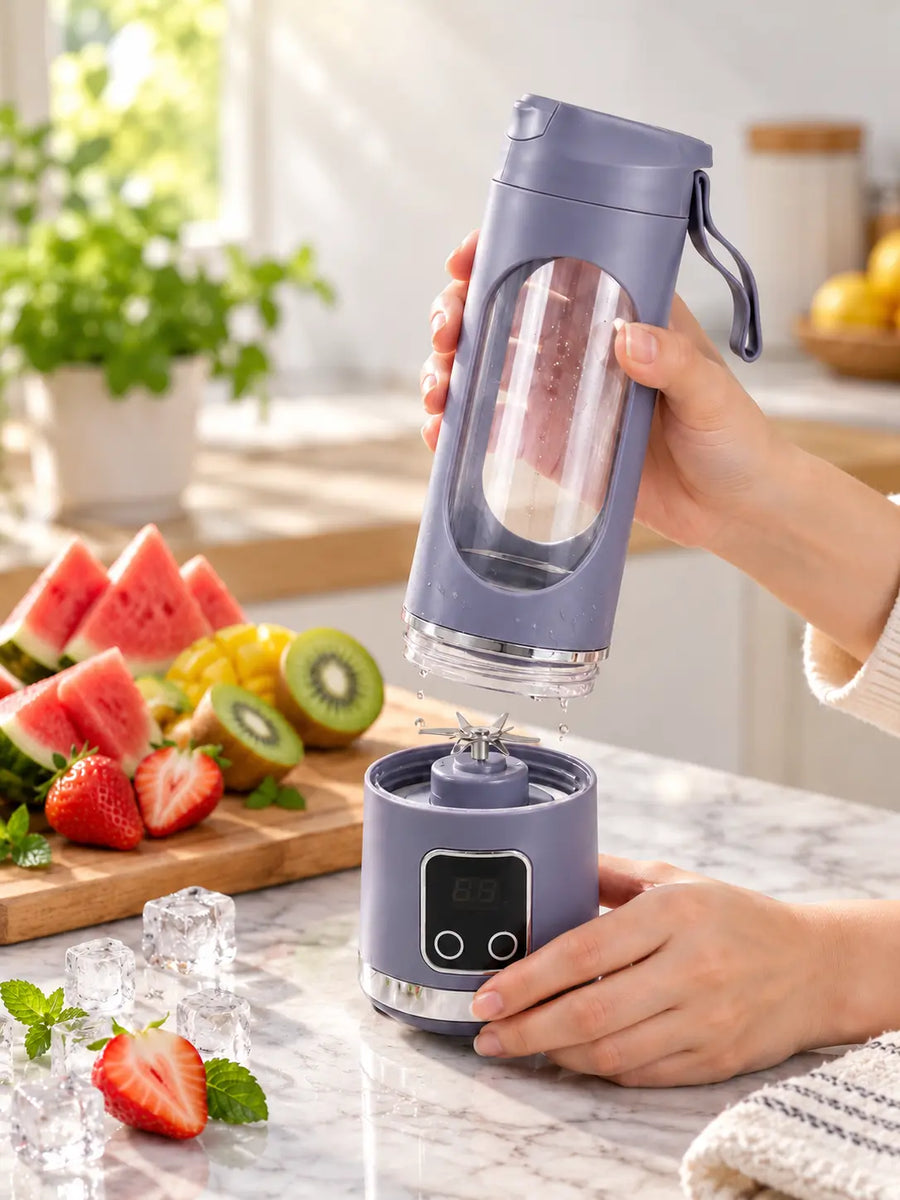 Portable Electric Juicing Cup | 450ml Capacity & Stainless Steel Blade. 3 Blending Modes